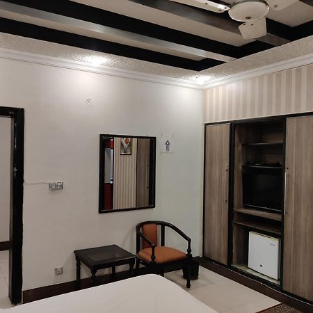 Hotel Capri Executive Islamabad Zewnętrze zdjęcie