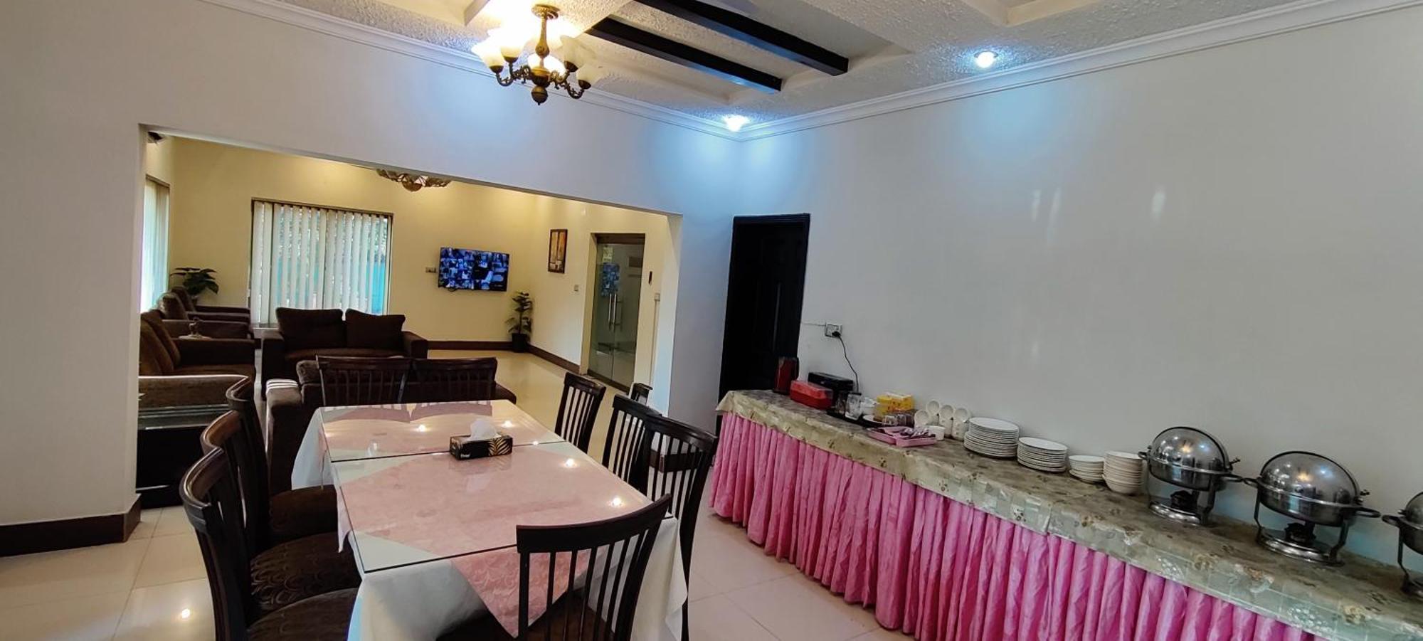 Hotel Capri Executive Islamabad Zewnętrze zdjęcie