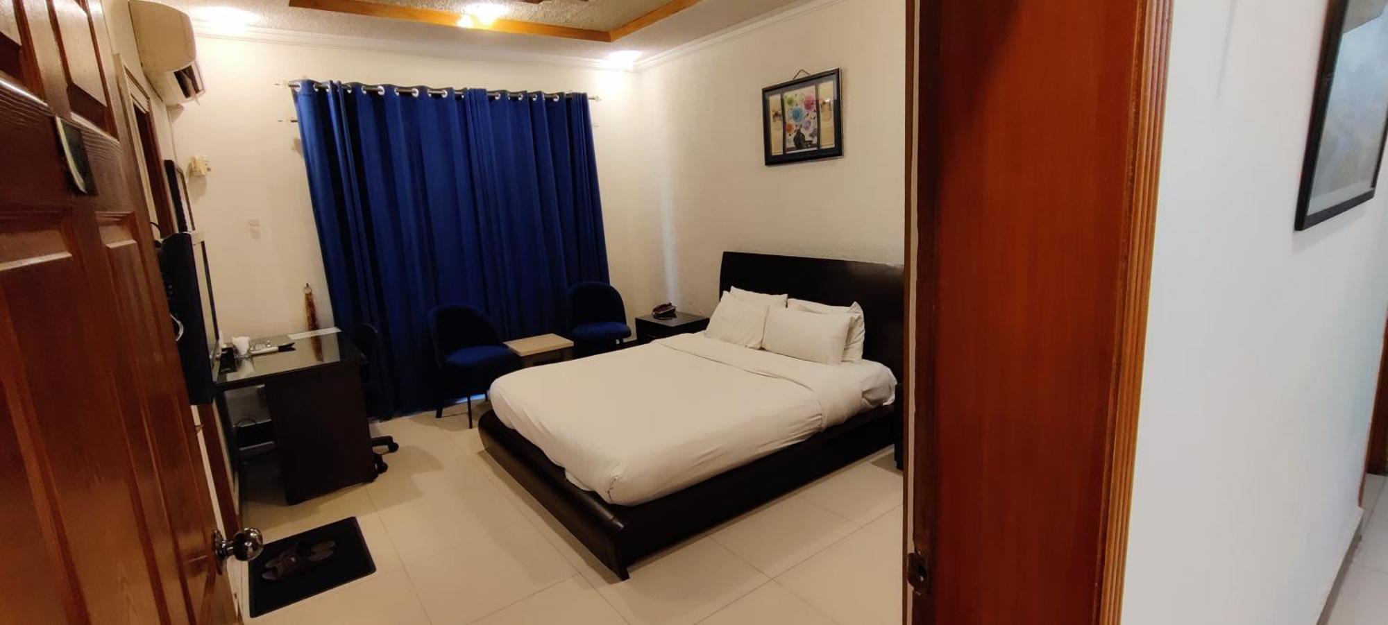 Hotel Capri Executive Islamabad Zewnętrze zdjęcie