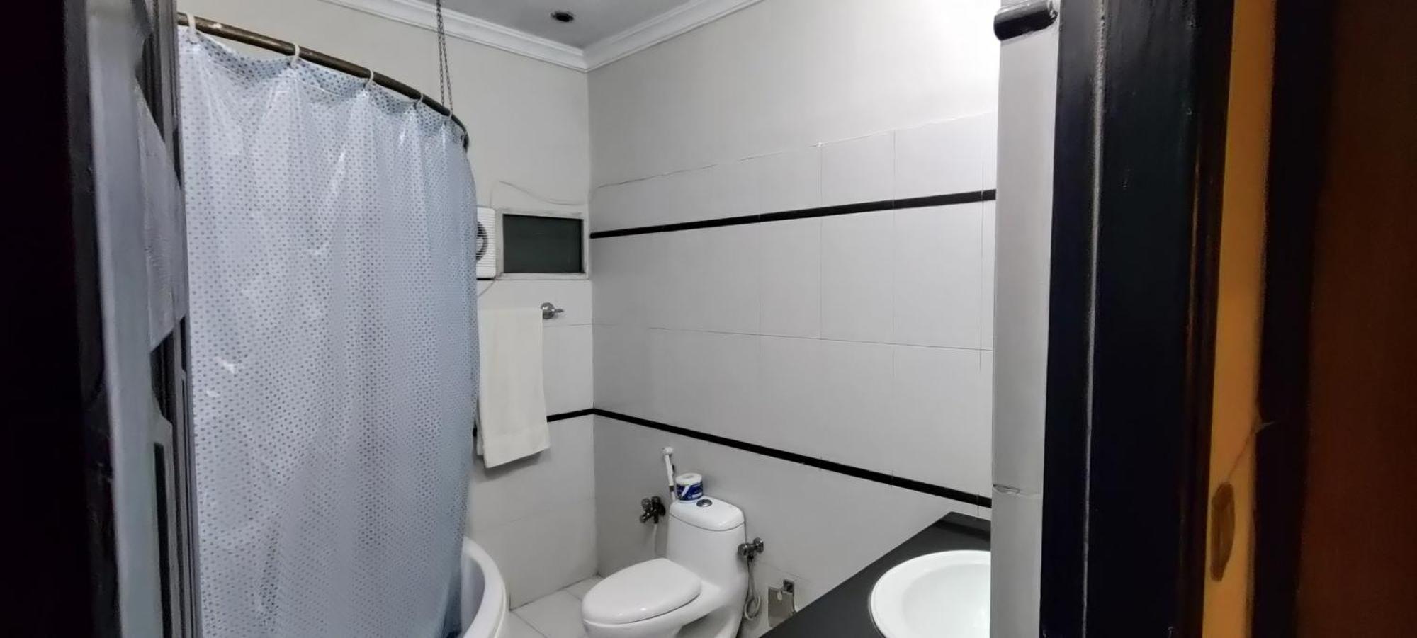 Hotel Capri Executive Islamabad Zewnętrze zdjęcie